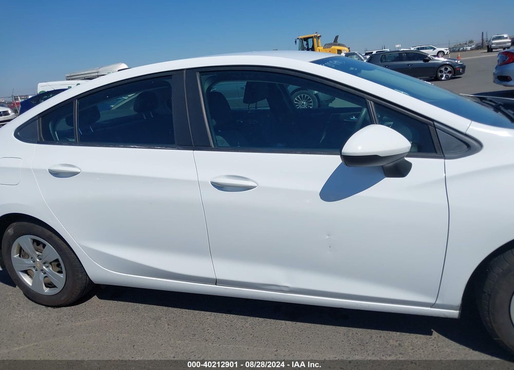 2017 CHEVROLET CRUZE VIN: 1G1BC5SM8H7208314