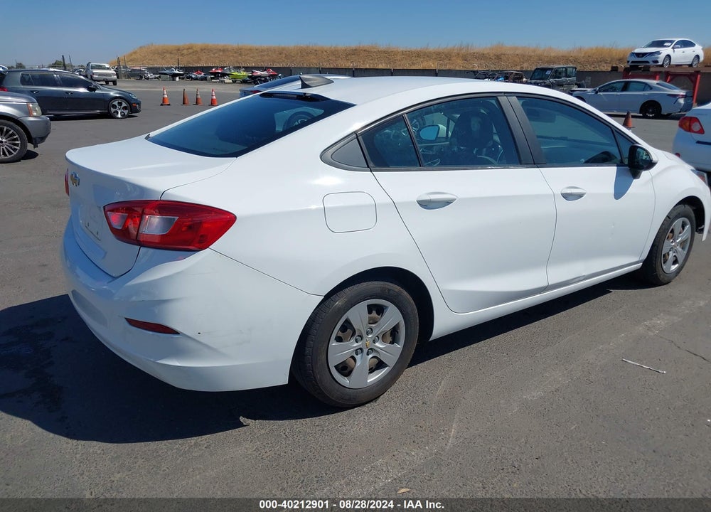 2017 CHEVROLET CRUZE VIN: 1G1BC5SM8H7208314