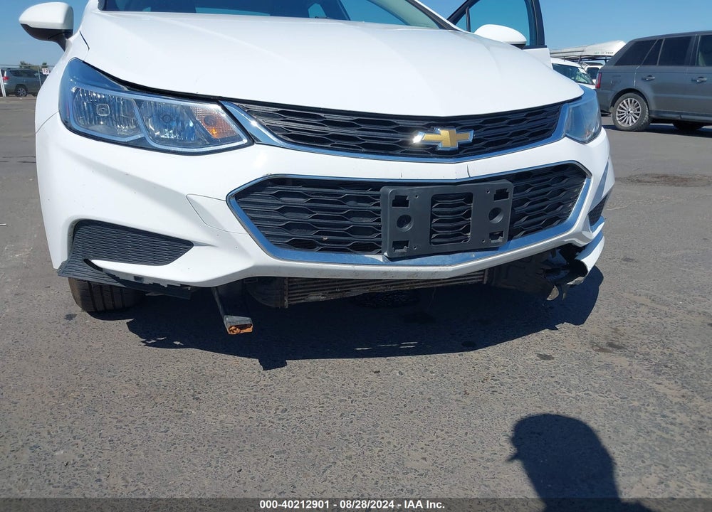 2017 CHEVROLET CRUZE VIN: 1G1BC5SM8H7208314