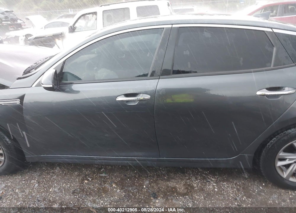 2020 KIA OPTIMA LX VIN: 5XXGT4L35LG394570