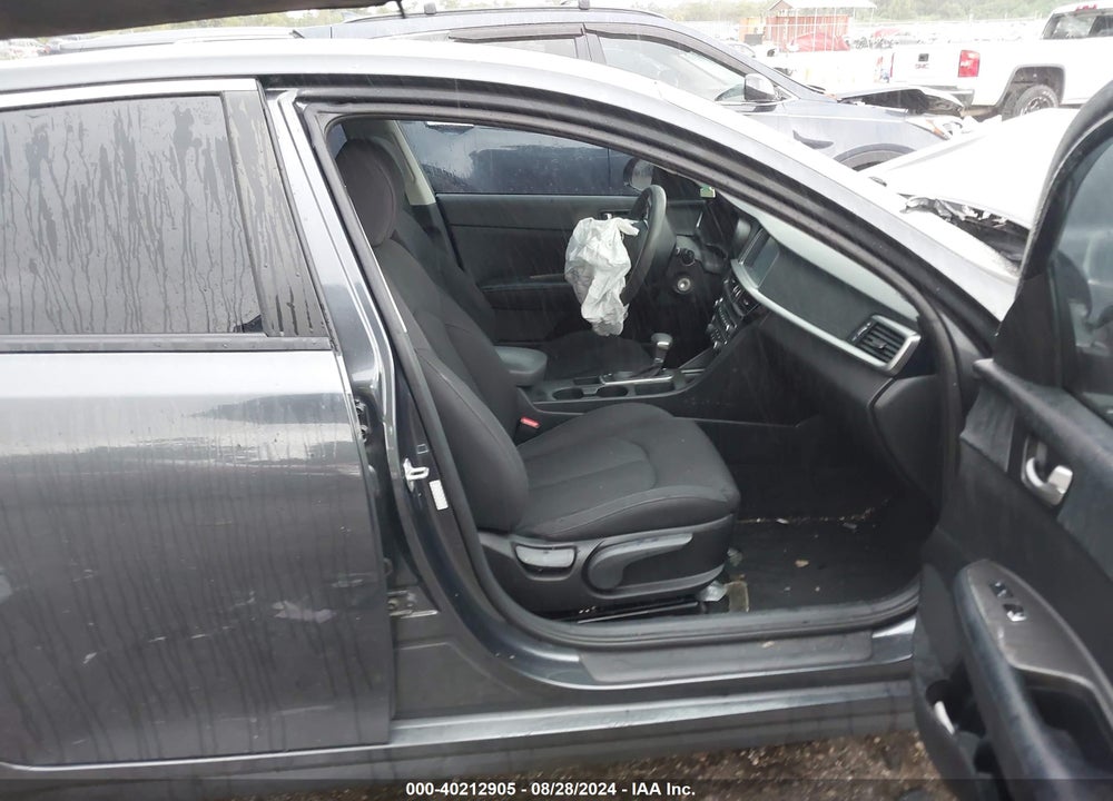 2020 KIA OPTIMA LX VIN: 5XXGT4L35LG394570