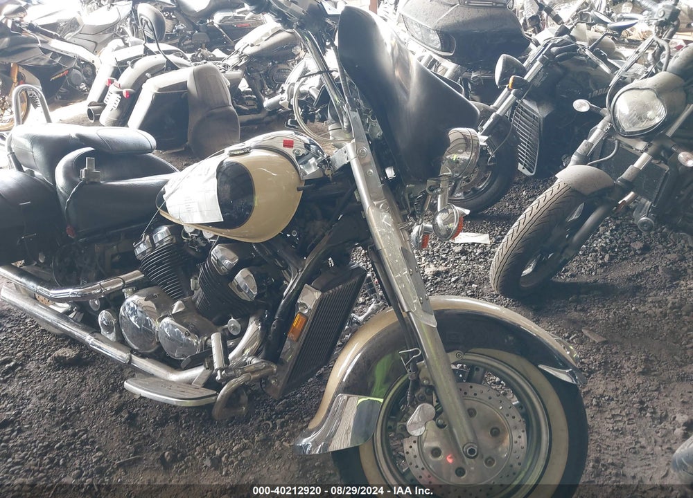 1996 YAMAHA XVZ13 AT VIN: JYA4NLE05TA008604