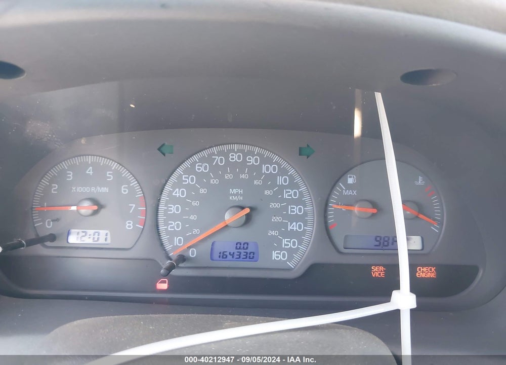 2002 VOLVO S40 A VIN: YV1VS295X2F824222