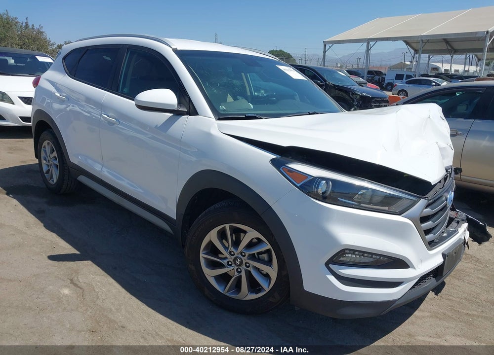 2018 HYUNDAI TUCSON VIN: KM8J33A49JU817102