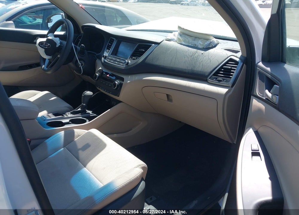 2018 HYUNDAI TUCSON VIN: KM8J33A49JU817102