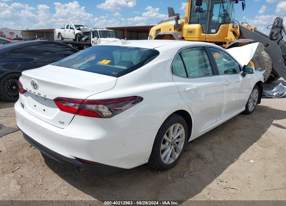 2021 TOYOTA CAMRY LE VIN: 4T1C11AK8MU464826