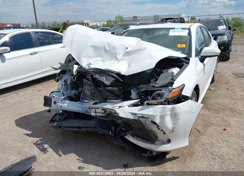 2021 TOYOTA CAMRY LE VIN: 4T1C11AK8MU464826