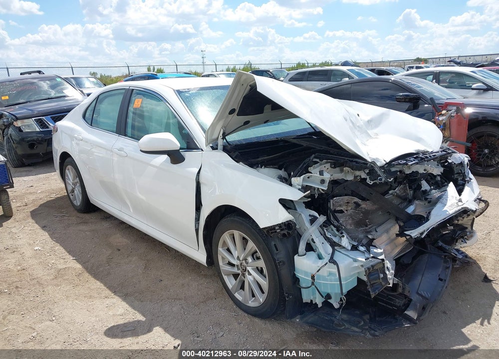 2021 TOYOTA CAMRY LE VIN: 4T1C11AK8MU464826