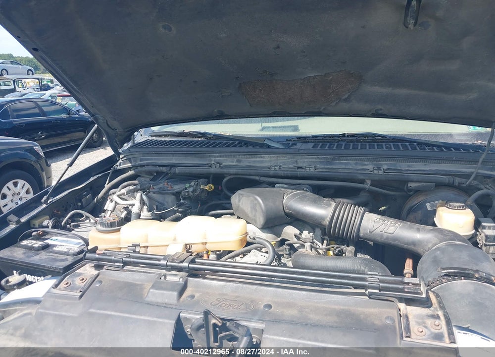 2000 FORD EXCURSION LIMITED VIN: 1FMNU43S8YEC52569