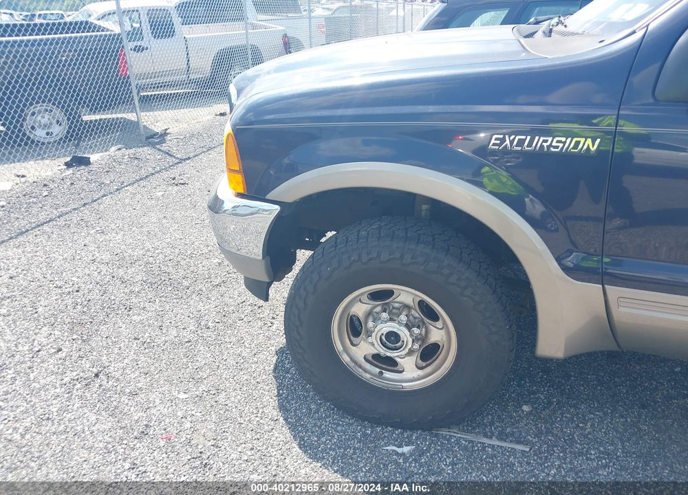 2000 FORD EXCURSION LIMITED VIN: 1FMNU43S8YEC52569