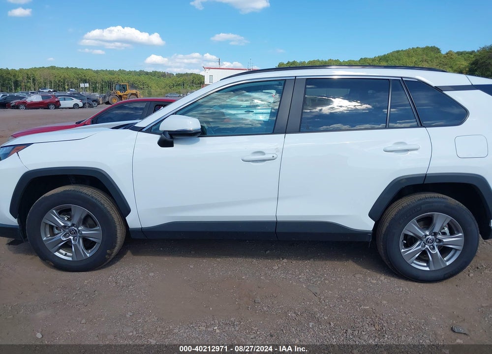 2023 TOYOTA RAV4 XLE VIN: 2T3W1RFV1PW294268
