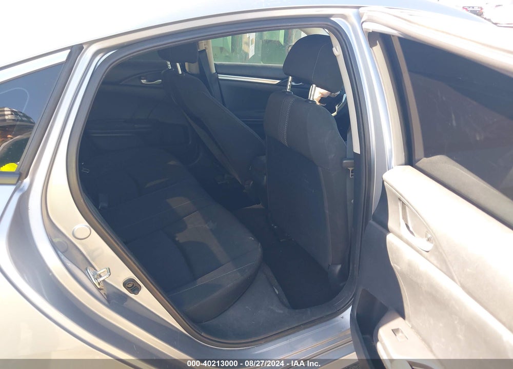 2018 HONDA CIVIC LX VIN: 2HGFC2F58JH564767