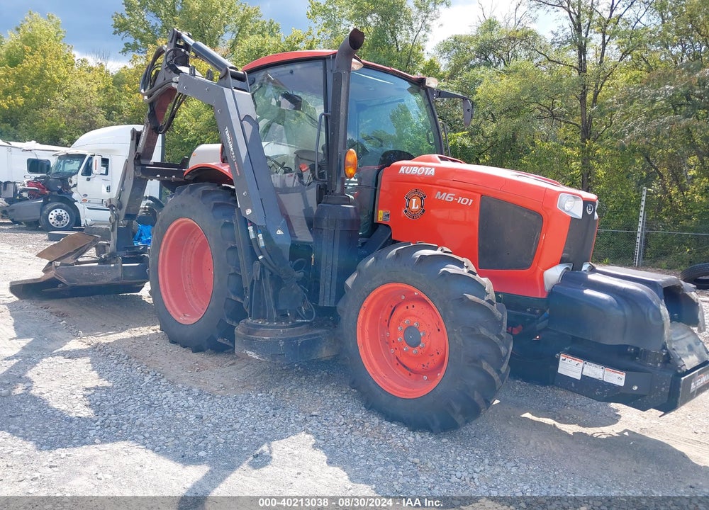 2008 KUBOTA M6-101DTC-F TRACTOR VIN: 10462