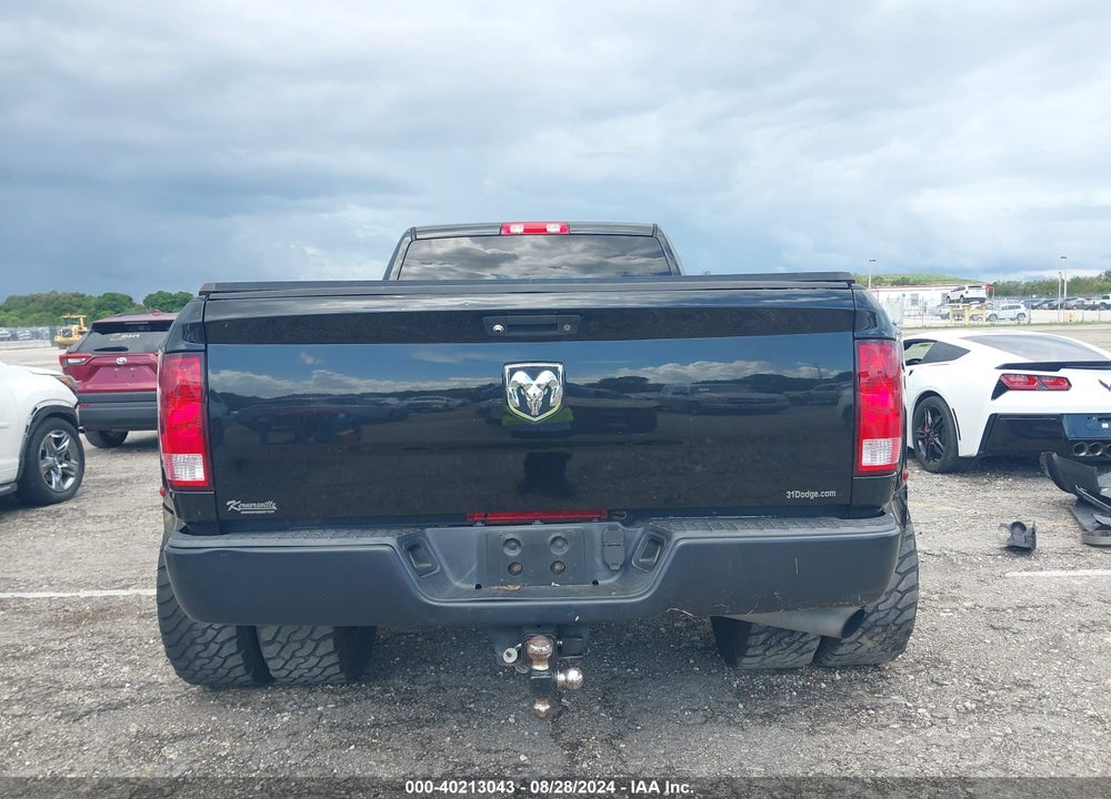 2017 RAM 3500 TRADESMAN  4X2 8' BOX VIN: 3C63RPGL5HG576015