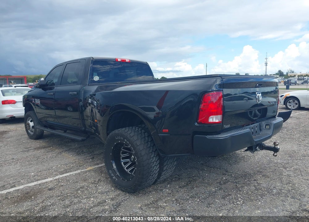 2017 RAM 3500 TRADESMAN  4X2 8' BOX VIN: 3C63RPGL5HG576015