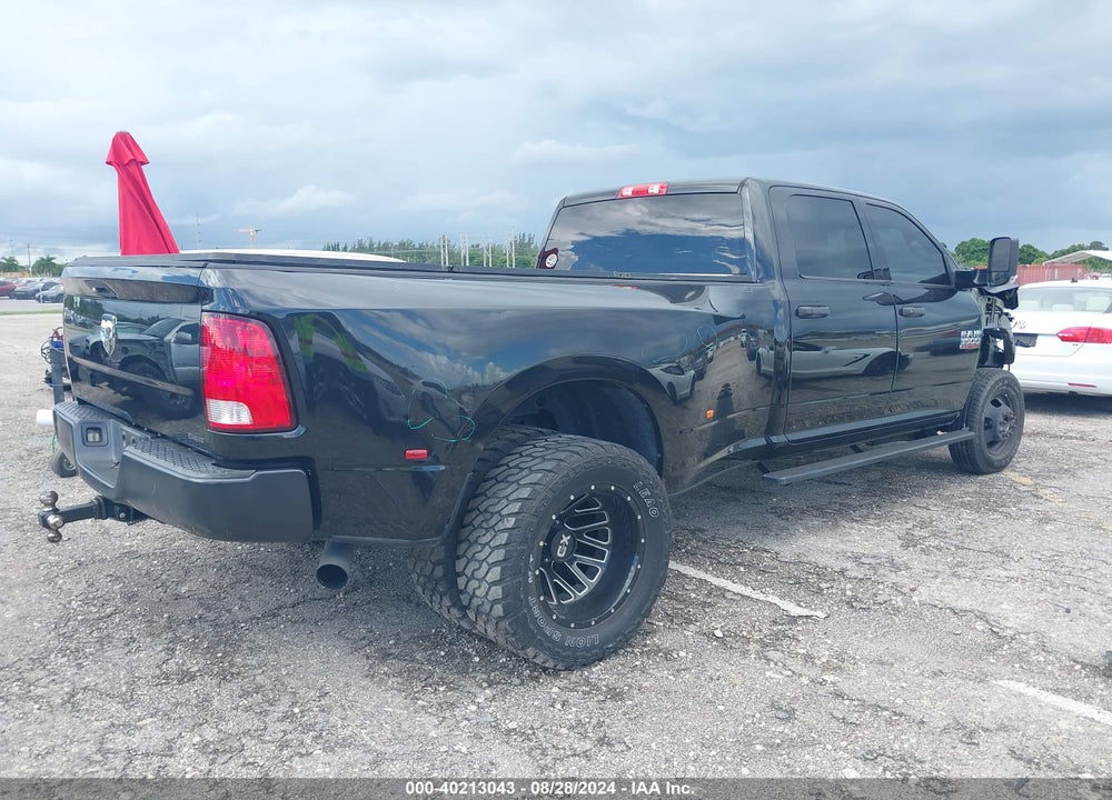 2017 RAM 3500 TRADESMAN  4X2 8' BOX VIN: 3C63RPGL5HG576015