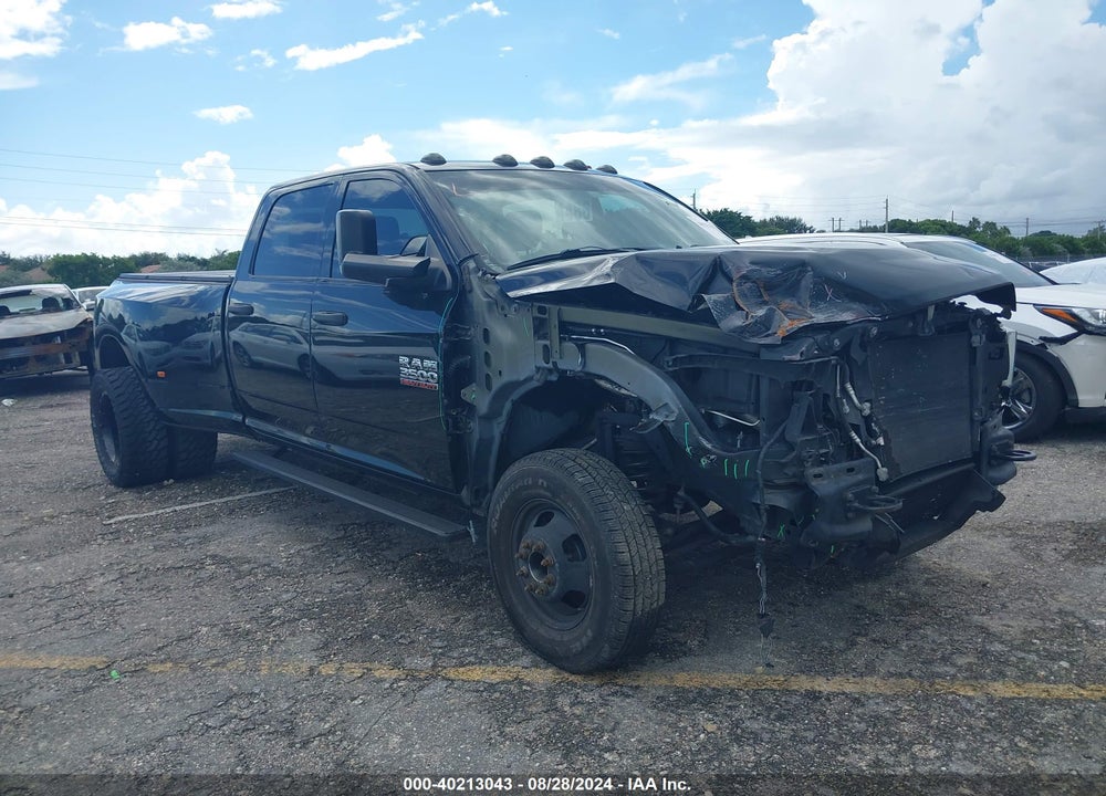 2017 RAM 3500 TRADESMAN  4X2 8' BOX VIN: 3C63RPGL5HG576015