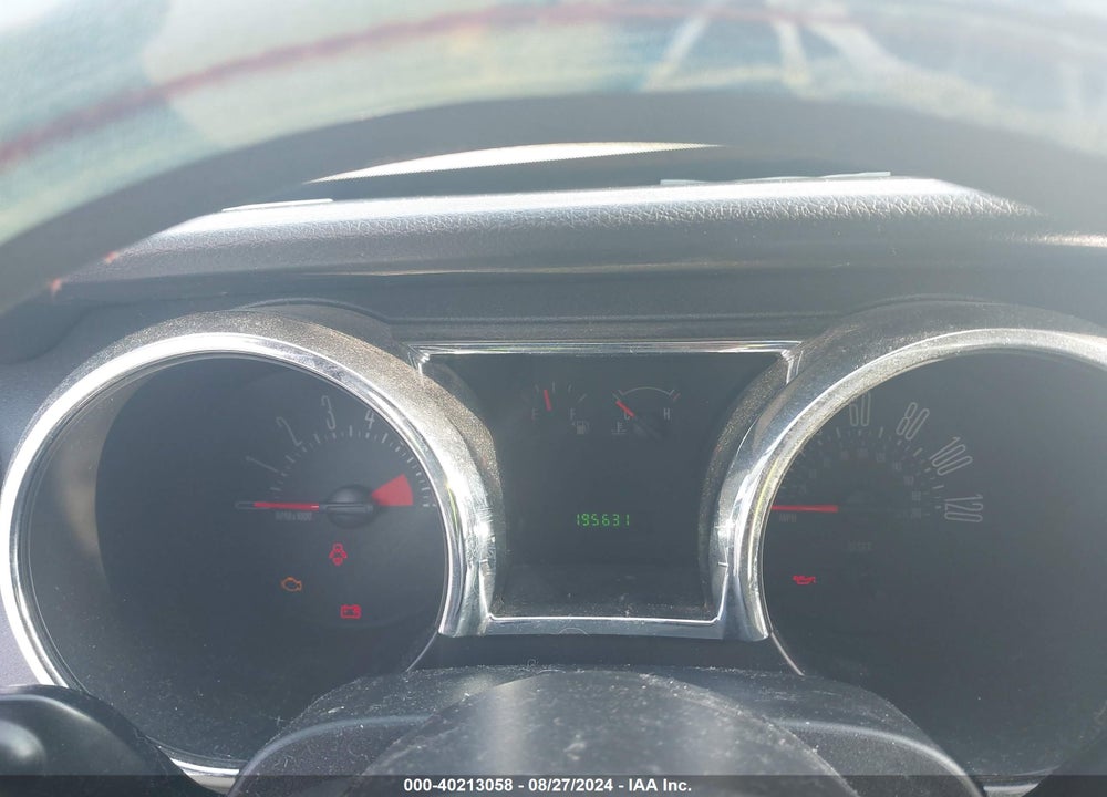 2005 FORD MUSTANG V6 DELUXE/V6 PREMIUM VIN: 1ZVFT80N455105465