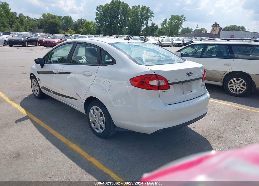2011 FORD FIESTA VIN: 3FADP4AJXBM172358