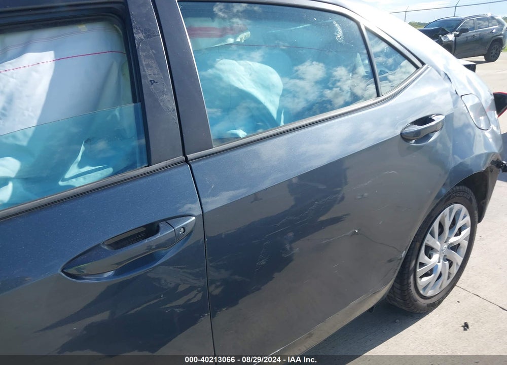 2018 TOYOTA COROLLA VIN: 5YFBURHE6JP809575