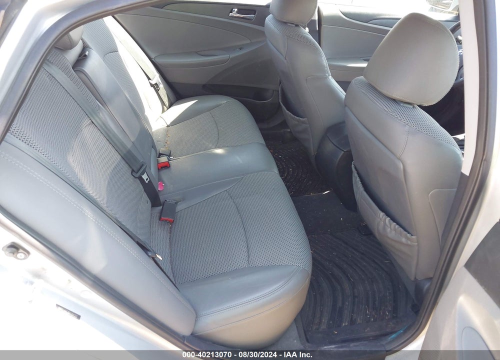 2011 HYUNDAI SONATA SE VIN: 5NPEC4AC8BH184333