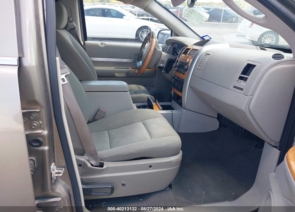 2007 CHRYSLER ASPEN LIMITED VIN: 1A8HX58227F566260
