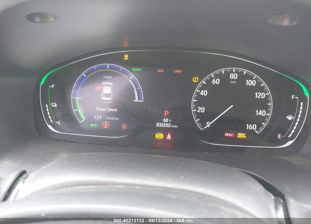 2019 HONDA INSIGHT EX VIN: 19XZE4F53KE012074
