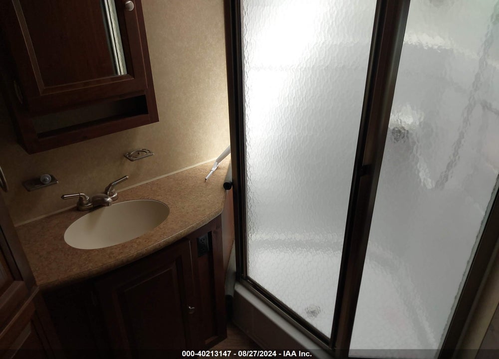2011 FOREST RIVER ROCKWOOD WINDJAMMER TRAVEL TRAILERS VIN: 4X4TRLF28B1838233