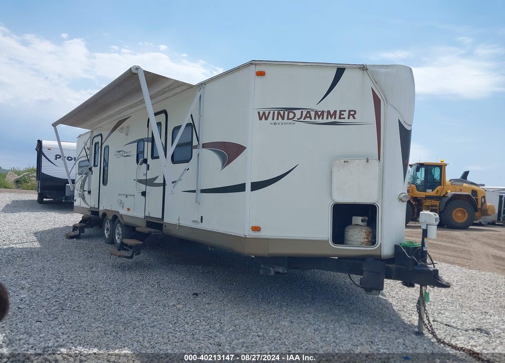 2011 FOREST RIVER ROCKWOOD WINDJAMMER TRAVEL TRAILERS VIN: 4X4TRLF28B1838233