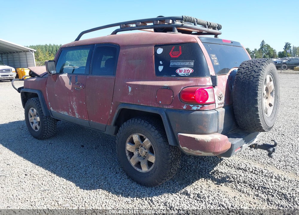 2007 TOYOTA FJ CRUISER VIN: JTEBU11F070099222
