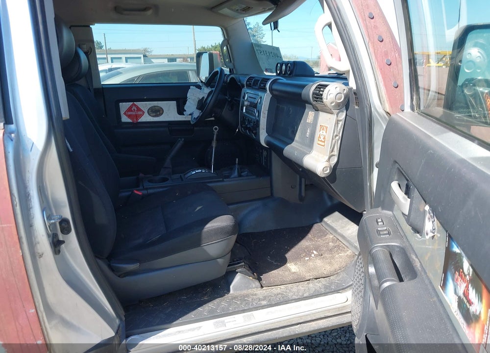 2007 TOYOTA FJ CRUISER VIN: JTEBU11F070099222