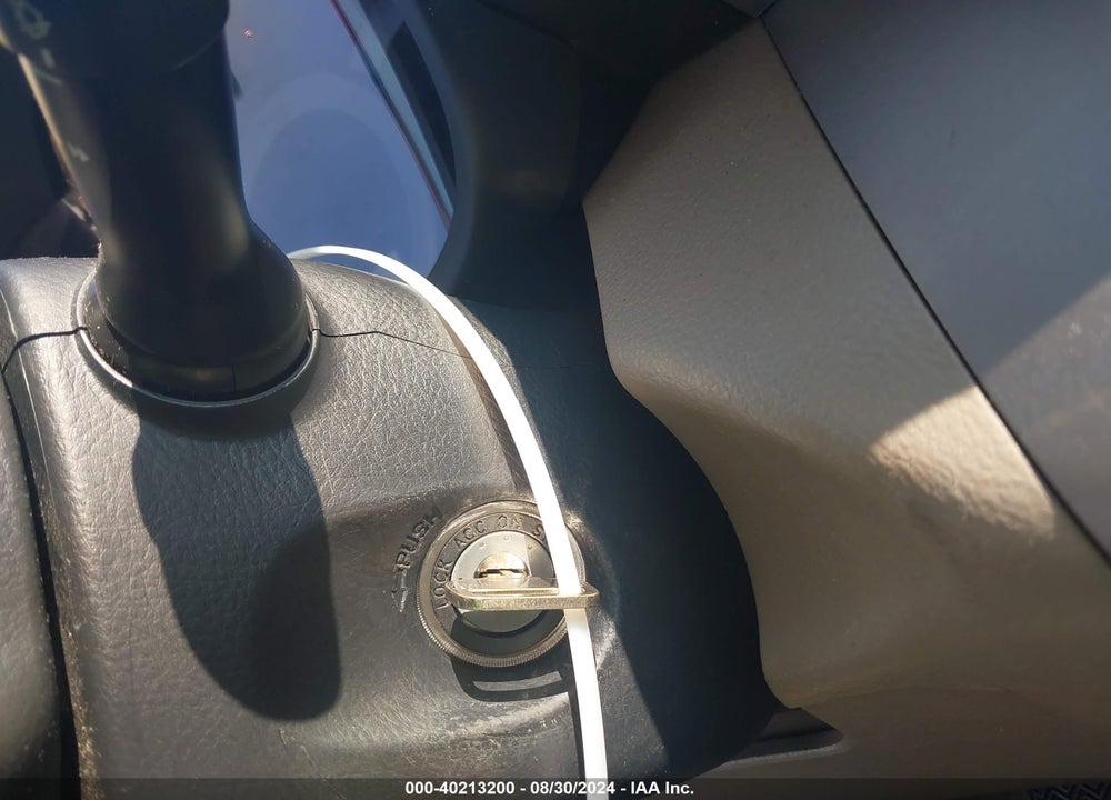 2008 TOYOTA RAV4 VIN: JTMZD33V485103621