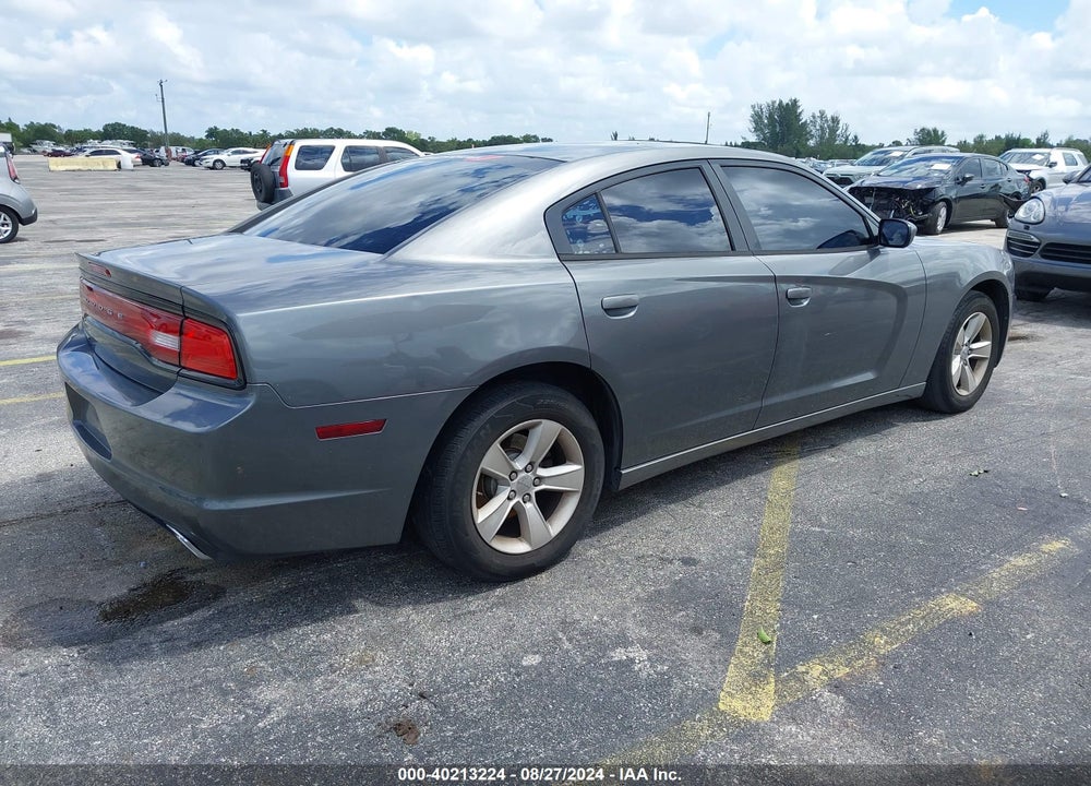2011 DODGE CHARGER VIN: 2B3CL3CG9BH518428