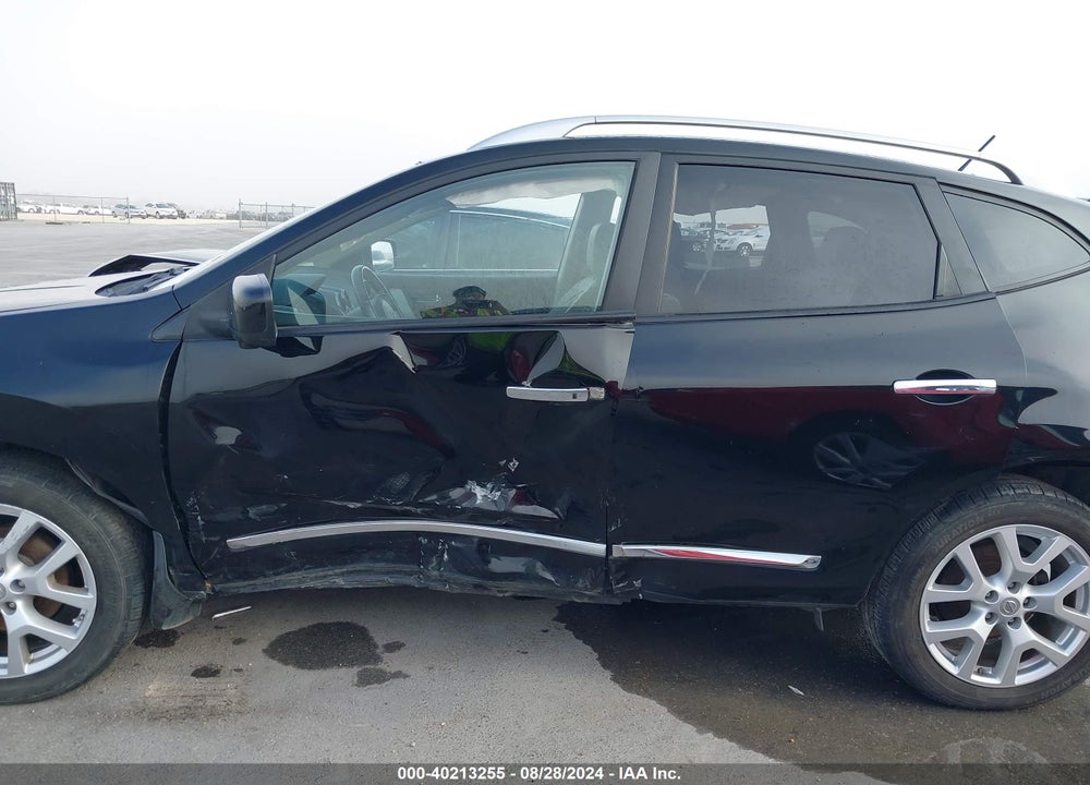 2013 NISSAN ROGUE SV W/SL PKG VIN: JN8AS5MV7DW621048