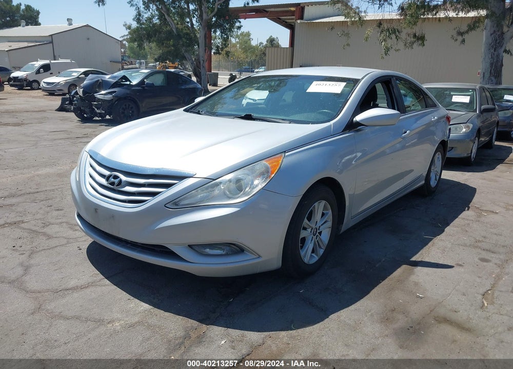 2013 HYUNDAI SONATA GLS VIN: 5NPEB4AC8DH652602