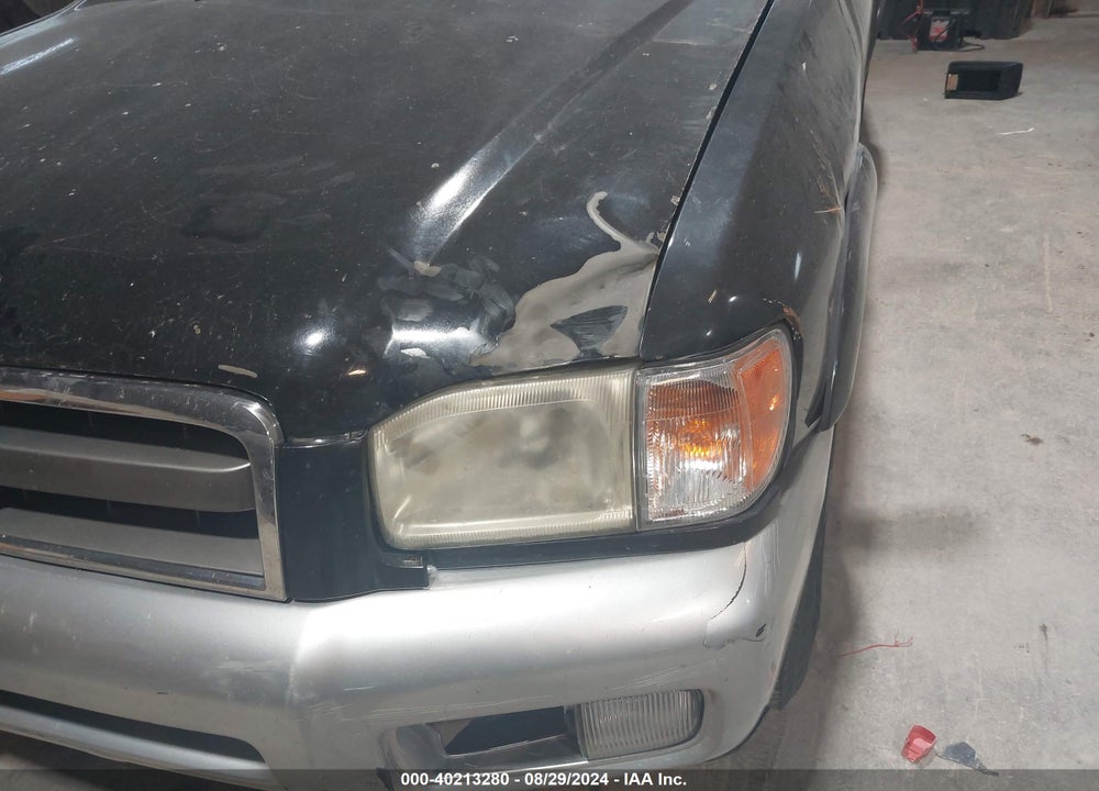 2001 NISSAN PATHFINDER SE VIN: JN8DR07Y31W501857