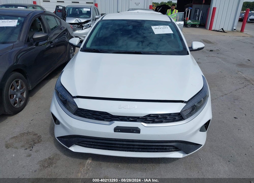 2023 KIA FORTE LXS VIN: 3KPF24AD7PE649678