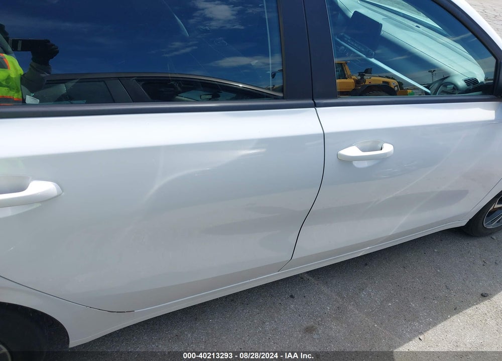 2023 KIA FORTE LXS VIN: 3KPF24AD7PE649678