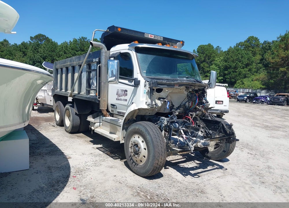 2023 PETERBILT 548 VIN: 2NP8LJ0X5PM889476