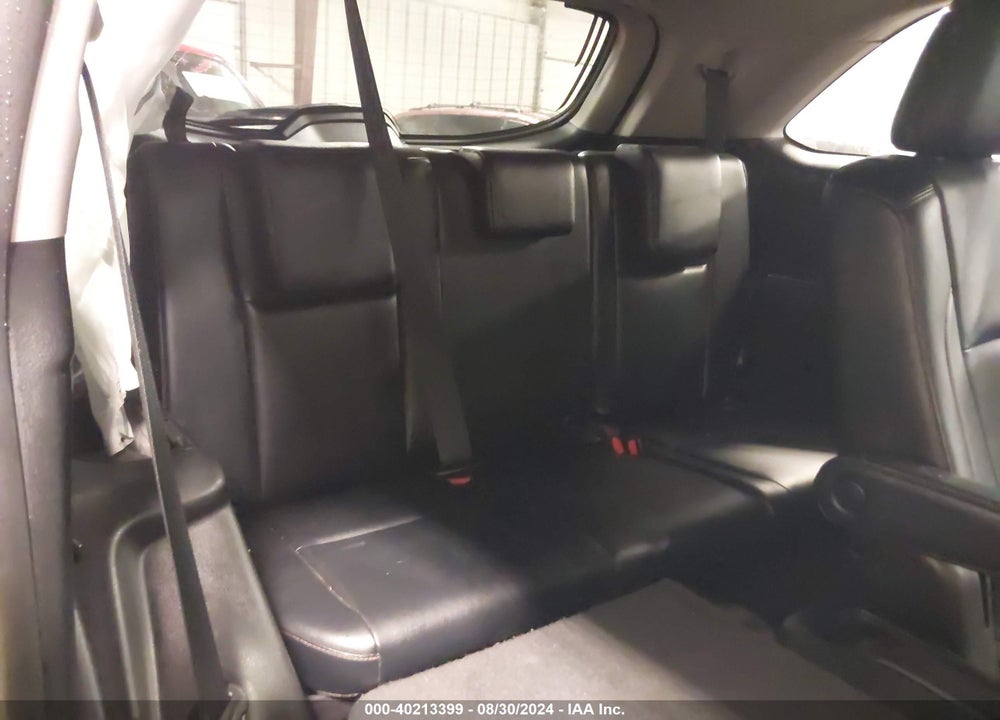 2019 TOYOTA HIGHLANDER XLE VIN: 5TDJZRFHXKS564797