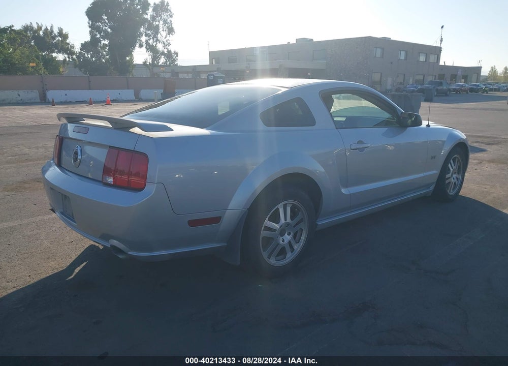 2005 FORD MUSTANG GT DELUXE/GT PREMIUM VIN: 1ZVFT82H055180784