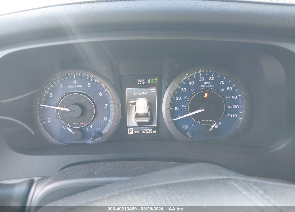 2019 TOYOTA SIENNA XLE PREMIUM 8 PASSENGER VIN: 5TDYZ3DC1KS975105