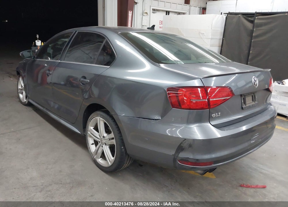 2015 VOLKSWAGEN JETTA VIN: 3VW5T7AJ4FM402667