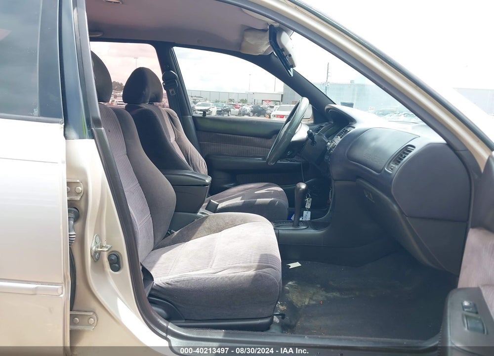 1994 TOYOTA COROLLA LE VIN: 1NXAE00B7RZ198990