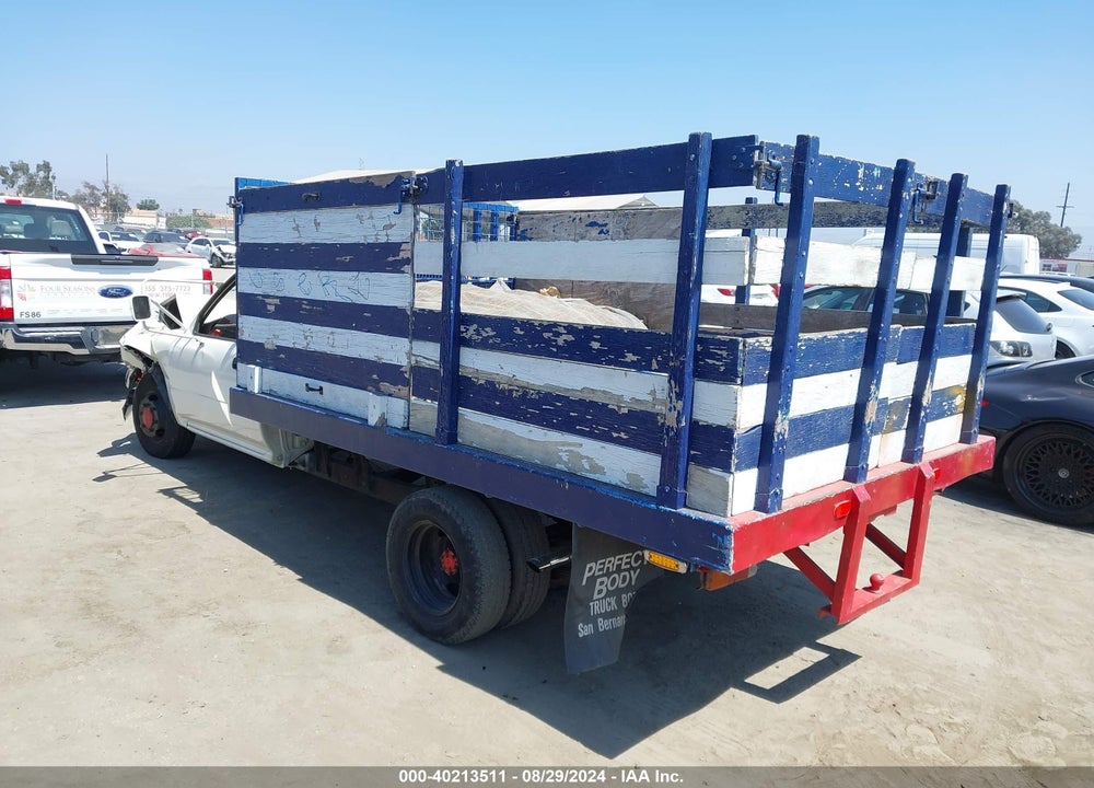 1989 TOYOTA PICKUP CAB CHASSIS SUPER LONG WB VIN: JT5VN94T2K0007255