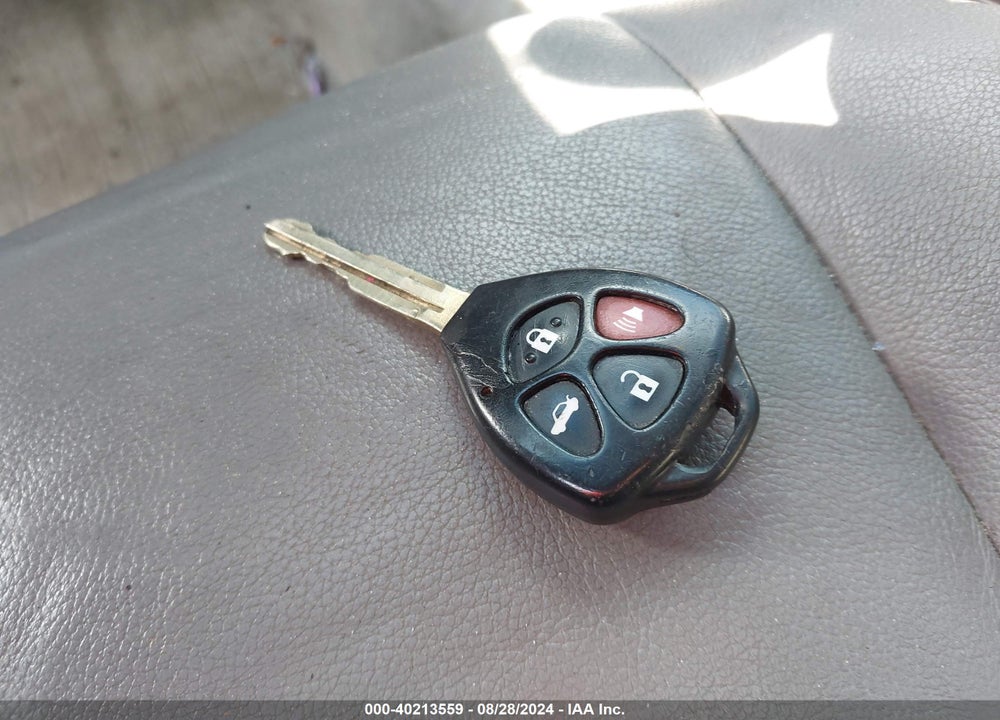 2010 TOYOTA CAMRY LE VIN: 4T1BF3EK2AU018721