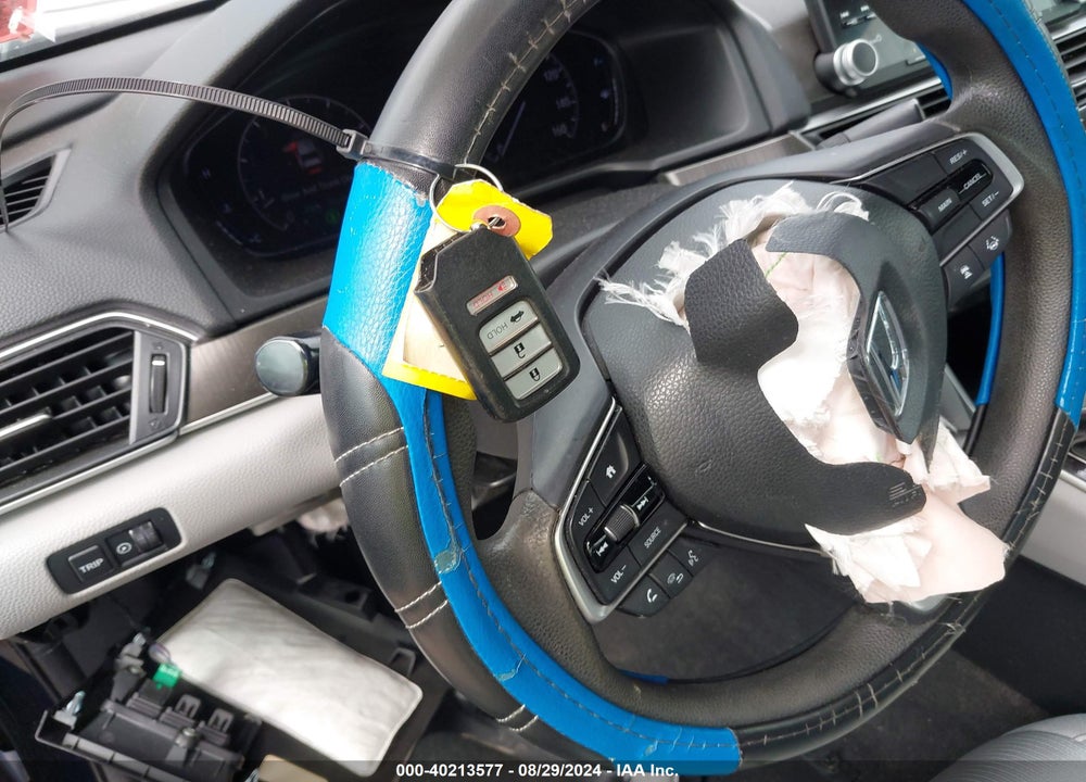 2018 HONDA ACCORD LX VIN: 1HGCV1F13JA231105