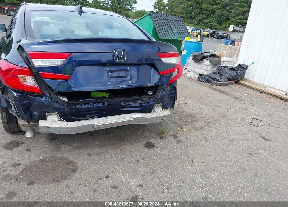 2018 HONDA ACCORD LX VIN: 1HGCV1F13JA231105