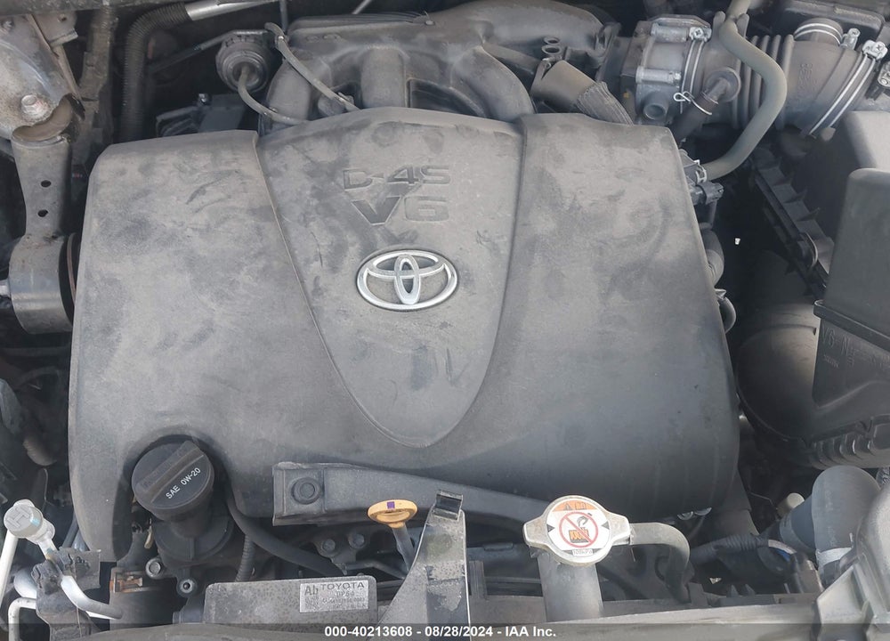2019 TOYOTA HIGHLANDER LIMITED/PLATINUM VIN: 5TDDZRFH6KS986675