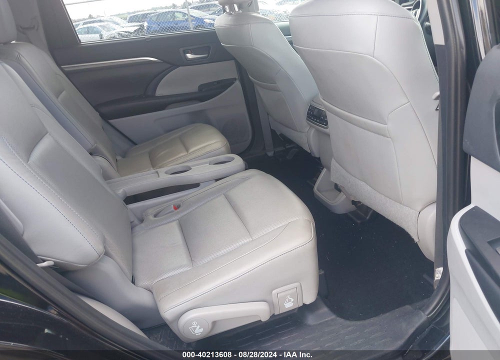 2019 TOYOTA HIGHLANDER LIMITED/PLATINUM VIN: 5TDDZRFH6KS986675